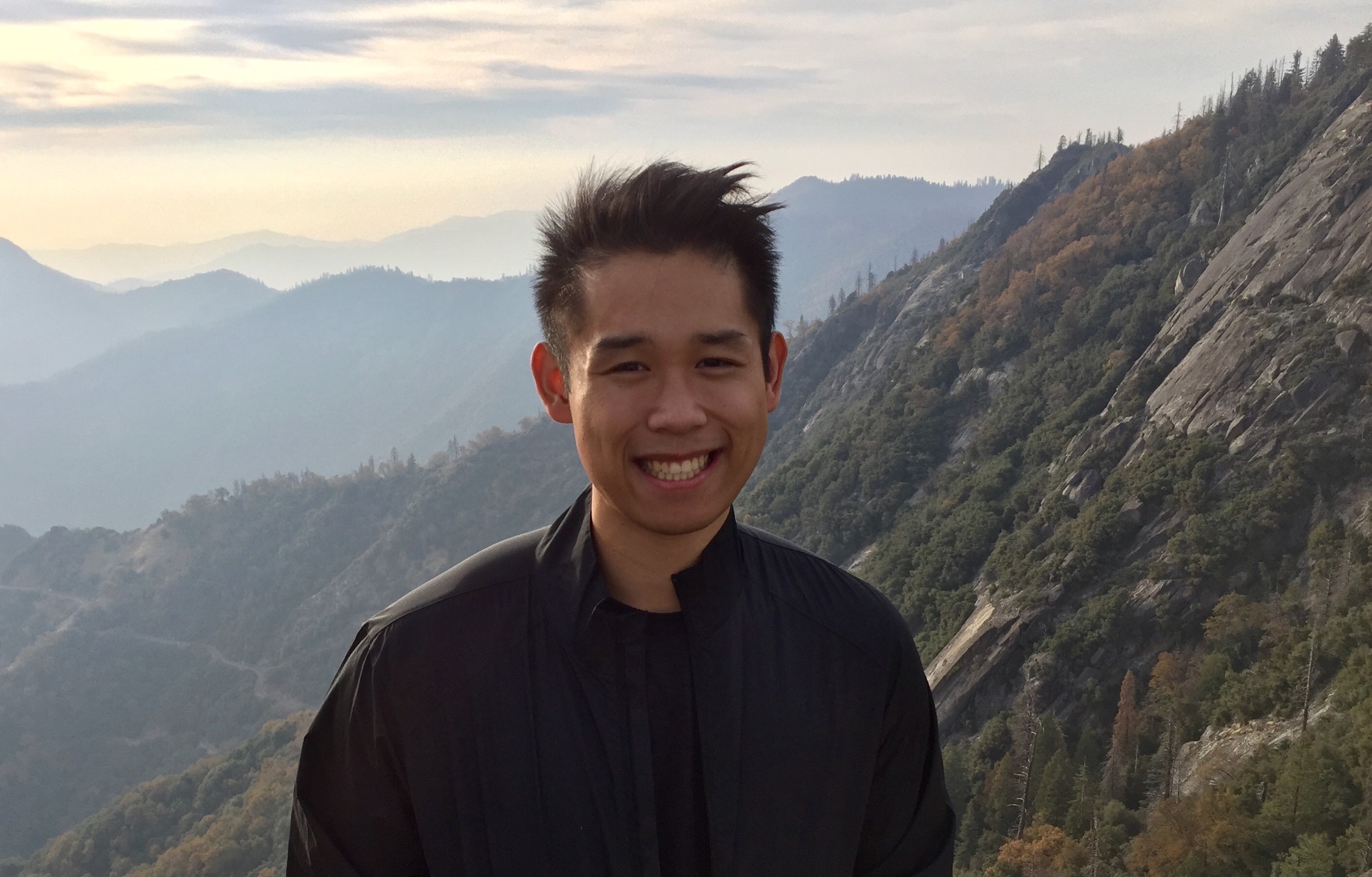 Elton Xue outdoors in the mountains
